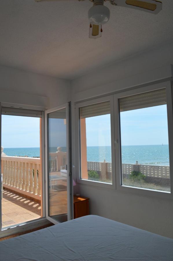 Oasis En La Playa: Piscina Y Relax Villa กูลเญรา ภายนอก รูปภาพ